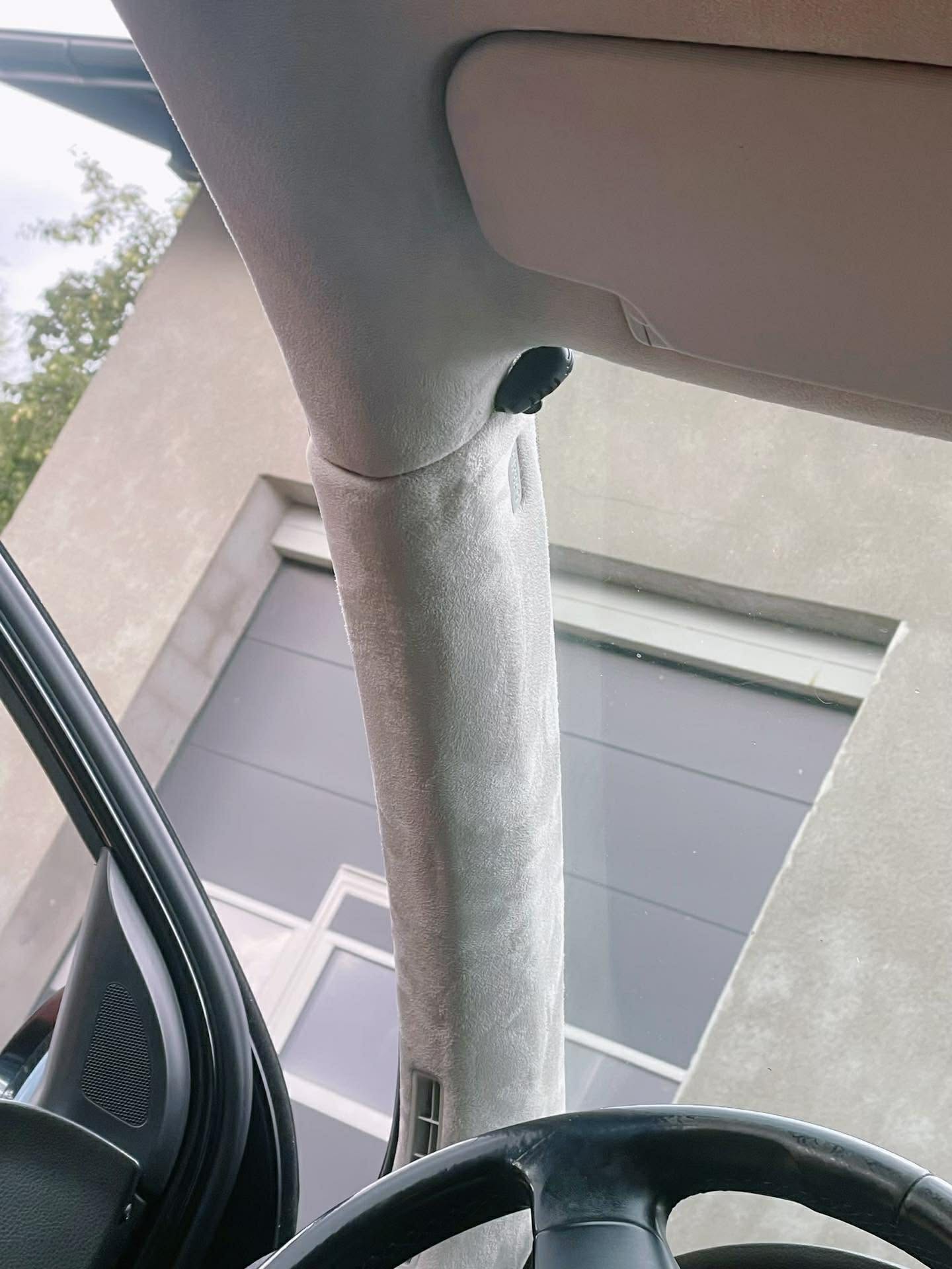 Podsufitka Vw golf 5 jasna alcantara