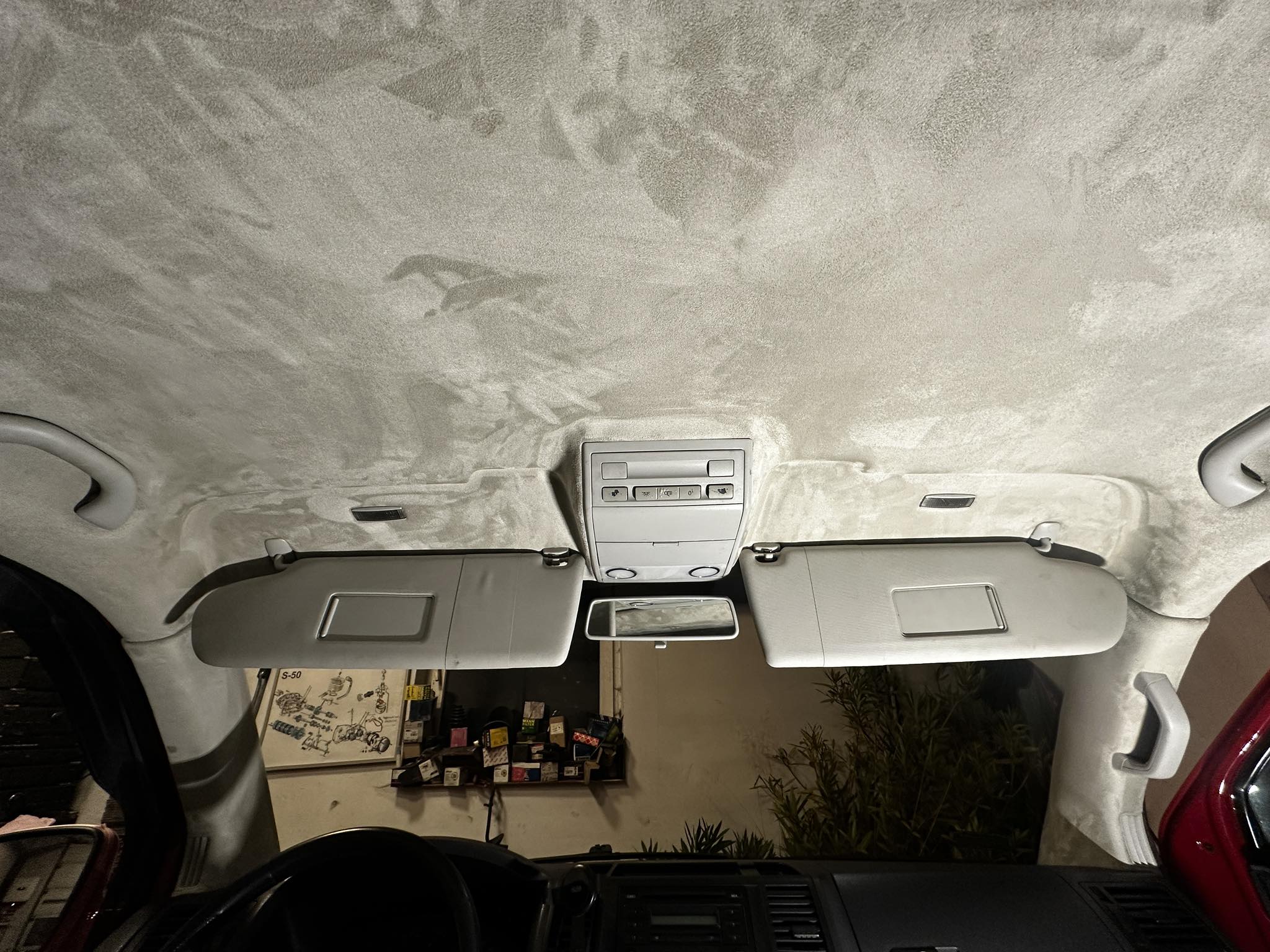 Kompletna podsufitka Vw multivan long jasna alcantara