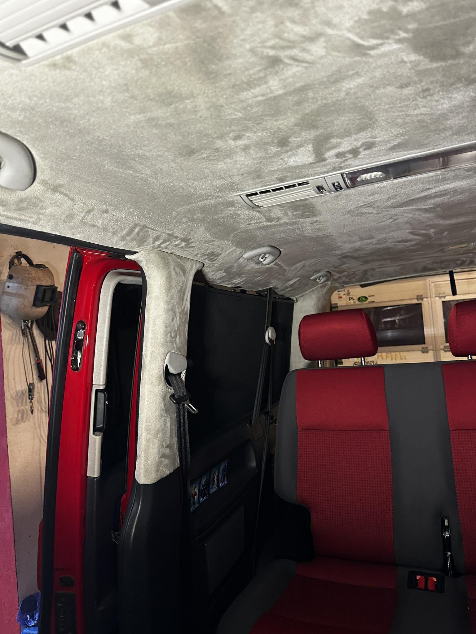 Kompletna podsufitka Vw multivan long jasna alcantara